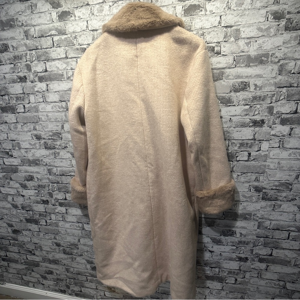 EUC Reformation Double-Breasted Women's Coat Size XL - Picture 9 of 15